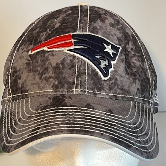 NFL Reebok New England Patriots Onfield Cap Size L/XL - Picture 3 of 12